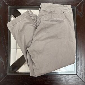 **LOFT* Petite Beige Cropped Julie Pants Size 6P